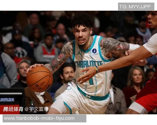 黄蜂主帅回忆三球相撞瞬间称自己当时走神了但球员全力以赴 黄蜂主帅回忆三球相撞瞬间称自己当时走神了但球员全力以赴