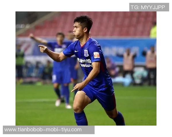 前申花球员徐友刚即将加盟石家庄功夫开启新征程 前申花球员徐友刚即将加盟石家庄功夫开启新征程