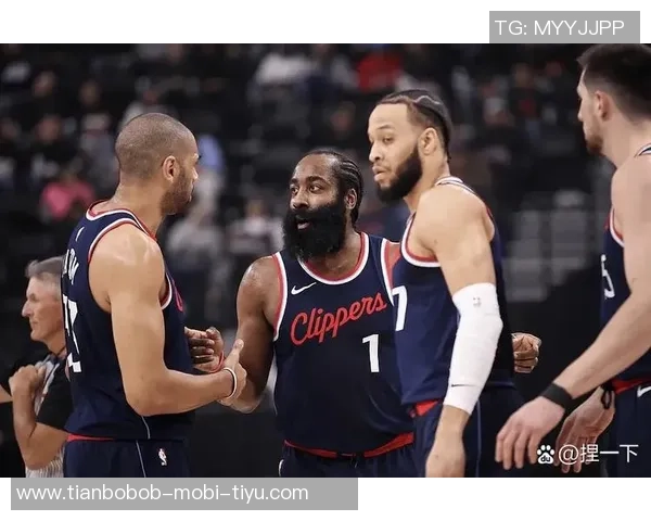 哈登强调主场优势期待后续比赛抓住机会争取胜利